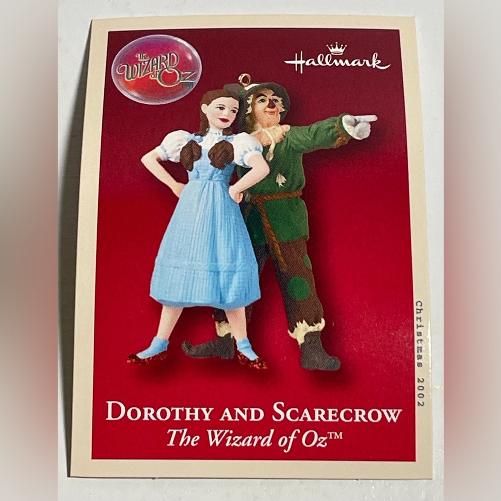 Hallmark Ornaments “Dorothy and Scarecrow” Wizard of Oz Ornament - Picture 7 of 9
